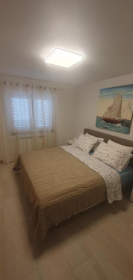 Apartament Hause Lupic Rab Town Zewnętrze zdjęcie