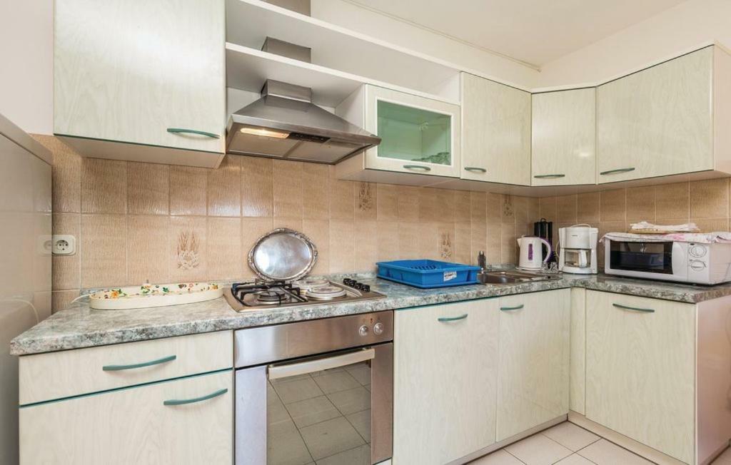 Apartament Hause Lupic Rab Town Zewnętrze zdjęcie