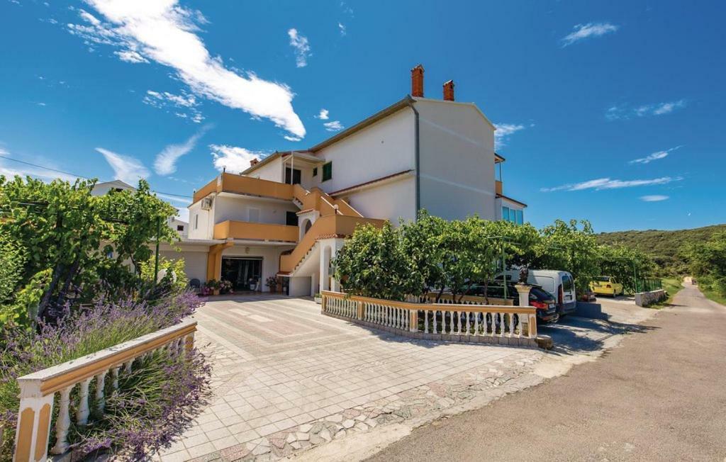 Apartament Hause Lupic Rab Town Zewnętrze zdjęcie